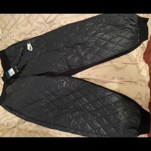 Nike NWT black wide leg women’s sweatpants